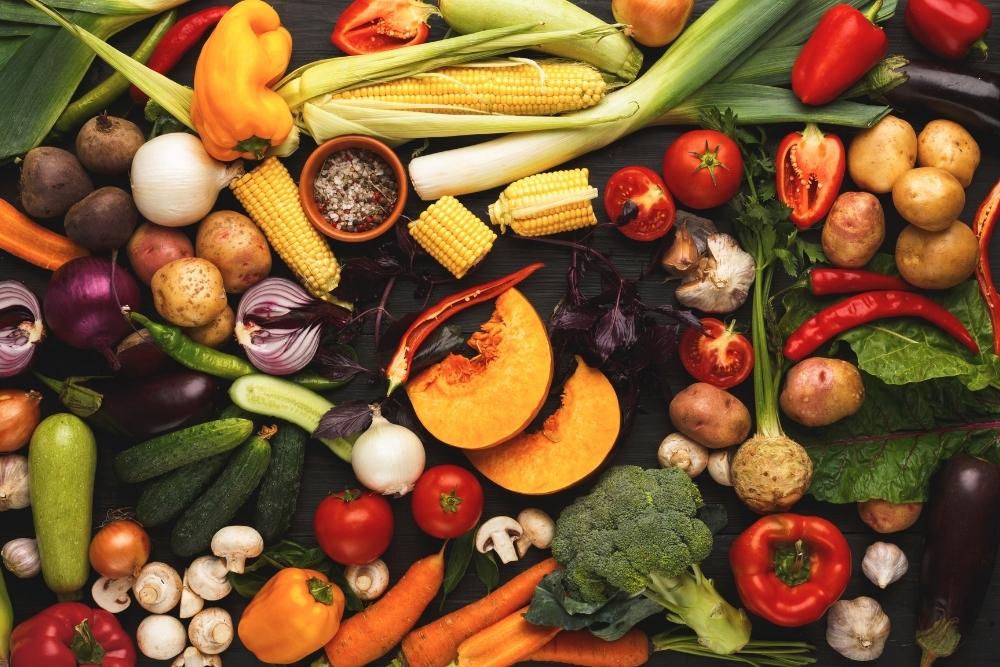 ประโยชน์ของผักผลไม้ 5 สี มีดีด้านไหนบ้าง - Feature Image
