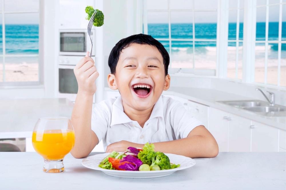 6 วิธีทำให้เด็กกินผักง่ายขึ้น
